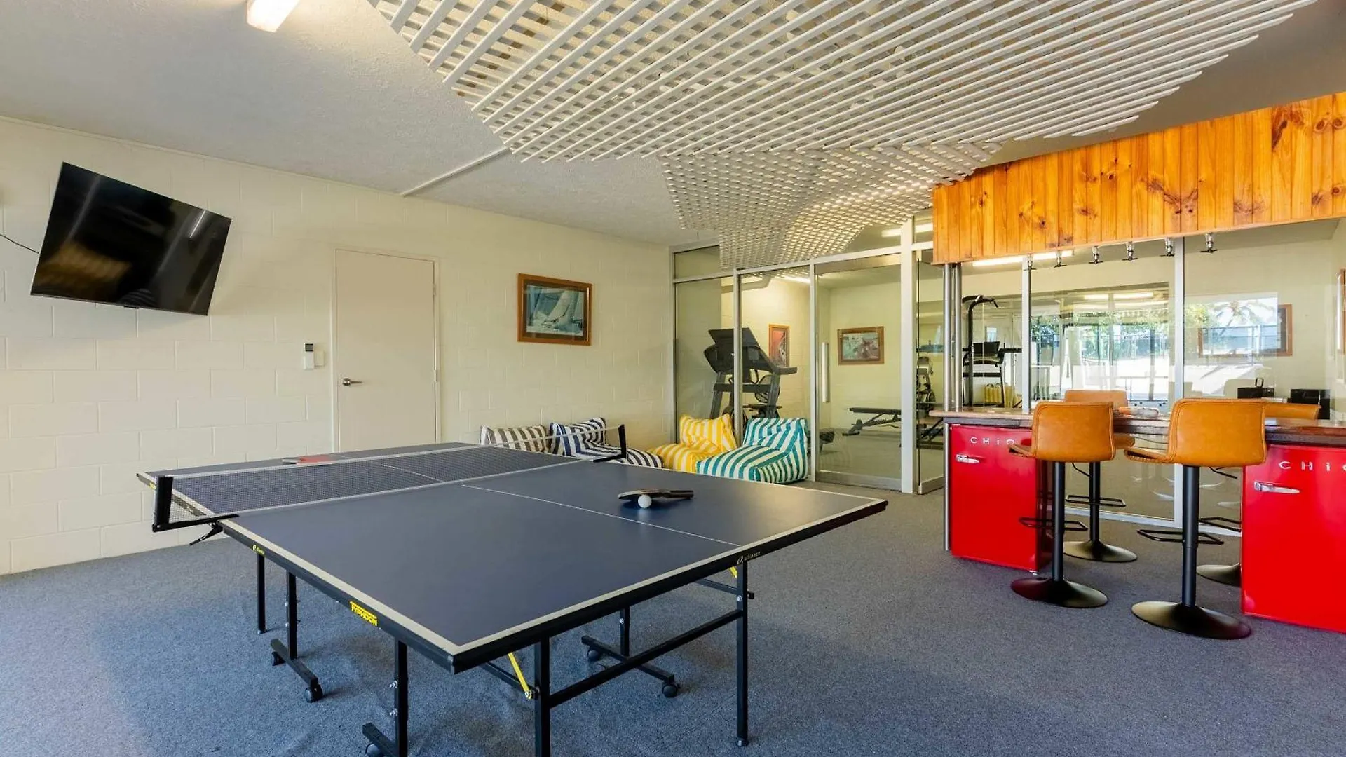 Whitsunday Escape - Beachfront Penthouse With Pool Cannonvale Apartment