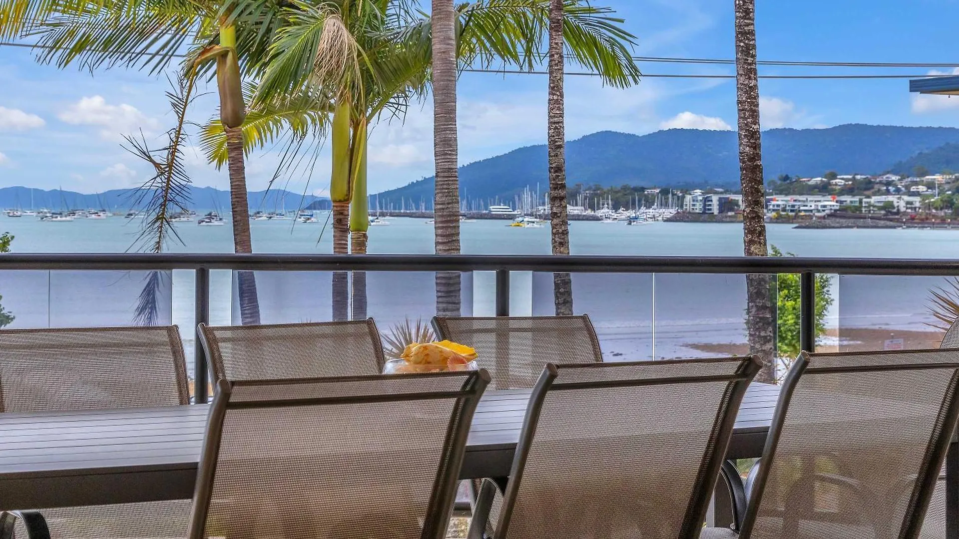 Apartment Whitsunday Escape - Beachfront Penthouse With Pool Cannonvale